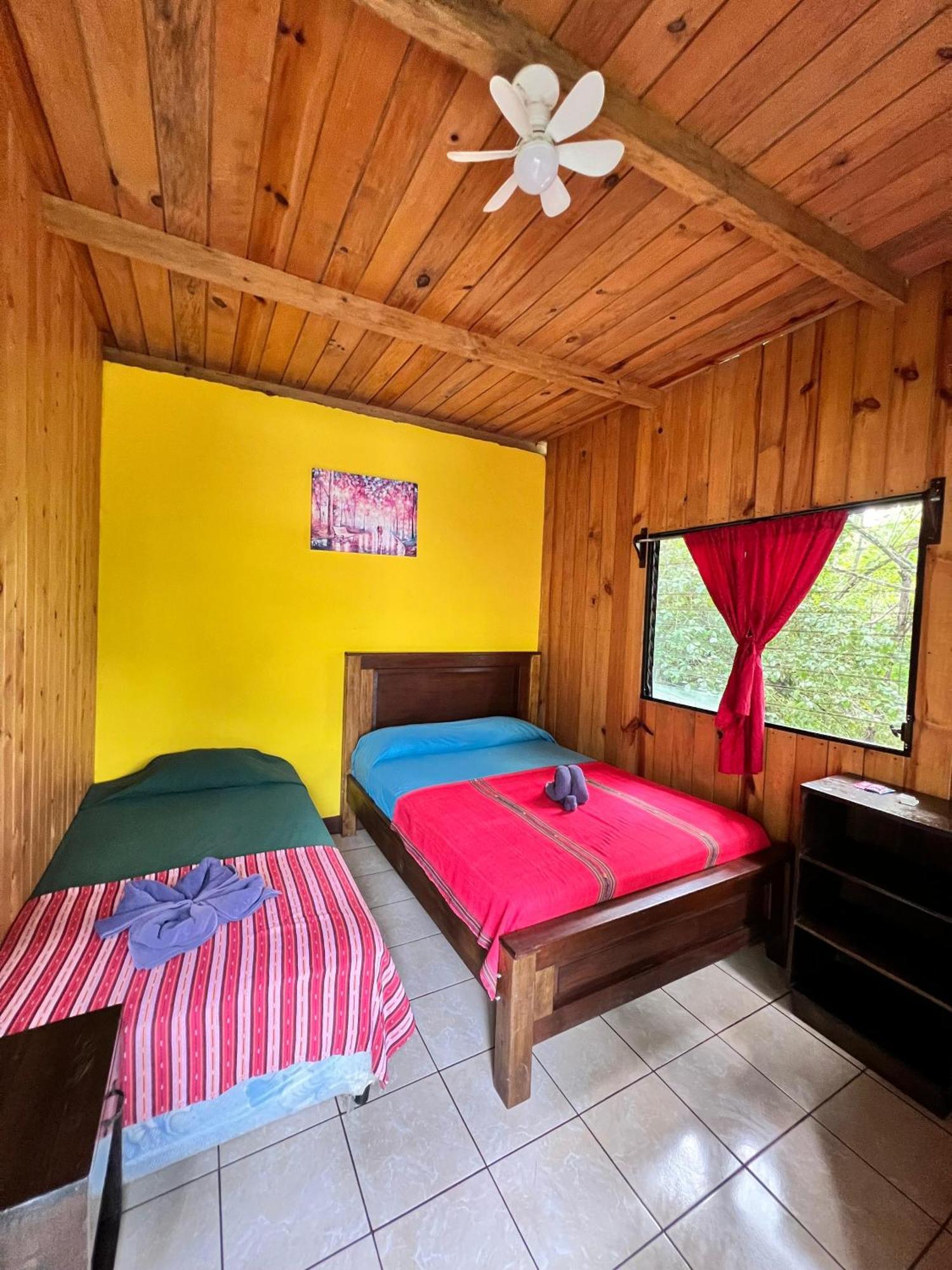 Hostel Oasis The Traveler Lanquín Exteriér fotografie